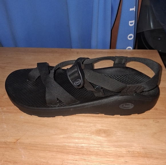 Chaco Mens Black Strappy Sandals In A Size 13. EUC. Summer Beach Vacation main image 5